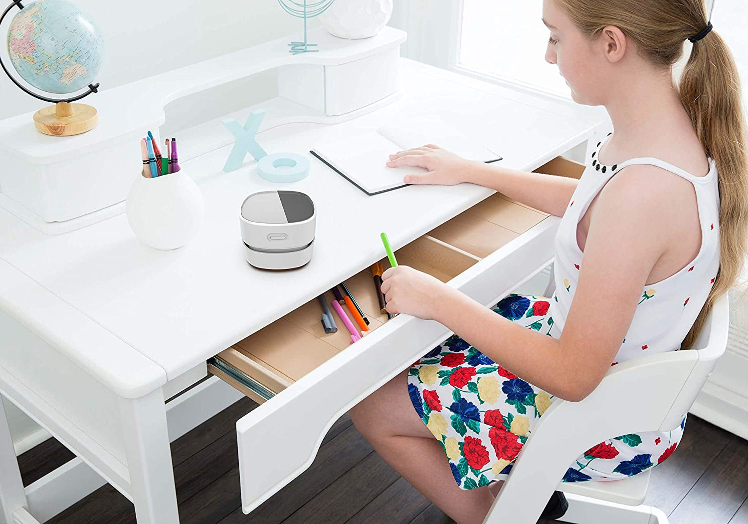 ODISTAR Cordless Mini Desktop Vacuum Cleaner with 360º Rotatable Design, Energy Efficient and Long-Lasting Battery Life for Home, Office, and School Use (White AA Battery)